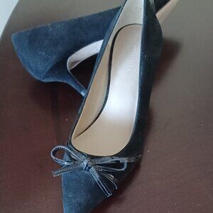 NWOT Ann Taylor kitten heel bow pumps